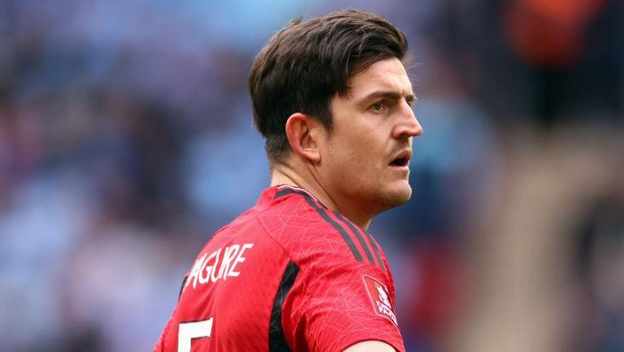 LONDON, ENGLAND - APRIL 21: Harry Maguire of Manchester United during the Emirates FA Cup Semi Final match between Coventry City and Manchester United at Wembley Stadium on April 21, 2024 in London, England. (Photo by Marc Atkins/Getty Images) (Photo by Marc Atkins/Getty Images)