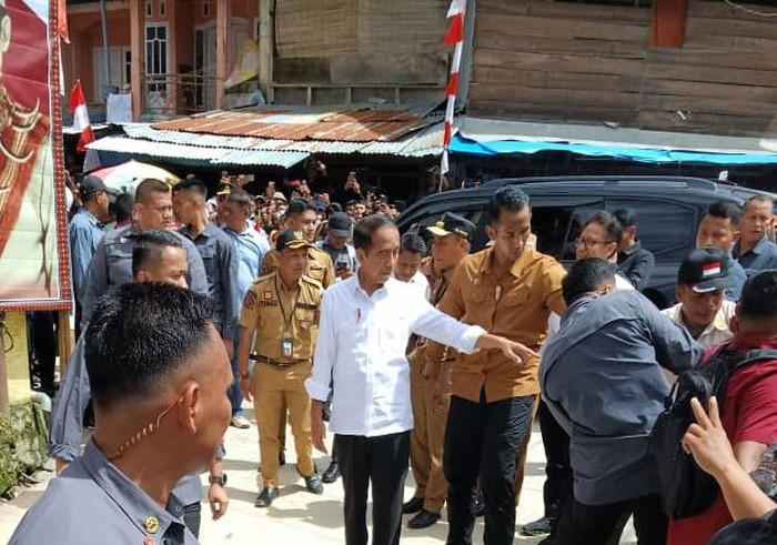 Imigrasi Polewali Mandar Ikut Amankan Kunjungan Presiden Jokowi