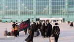 Perdana setelah 9 Tahun, Begini Potret Jemaah Umrah Iran Terbang ke Saudi