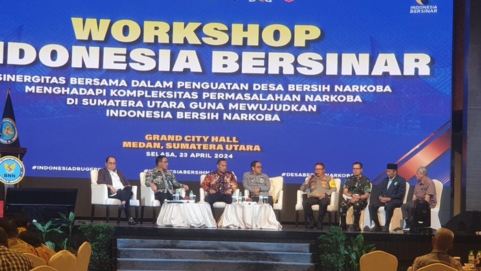 Kapolda Sumut Irjen Agung saat menghadiri acara Workshop Indonesia Bersinar yang diselenggarakan BNN RI di Medan, Selasa (23/4/2024). (Goklas Wisely/detikSumut).