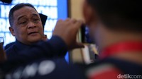 Merujuk kepada semangat merajut kebersamaan yang menjadi tema dari acara tersebut, dia menyebut semangat persatuan dapat membantu mewujudkan mimpi dan harapan dari para pendiri bangsa. 