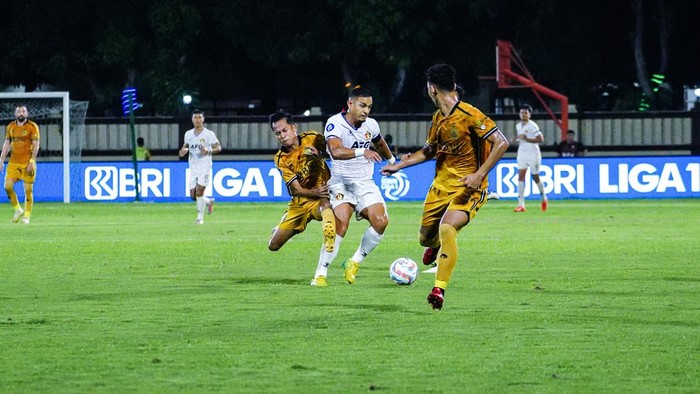 Laga Persik vs Bhayangkara FC