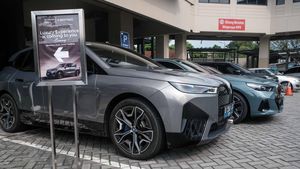 Pasien Kelas Atas di RS Ini dapat Layanan Antar-Jemput Mobil Mewah