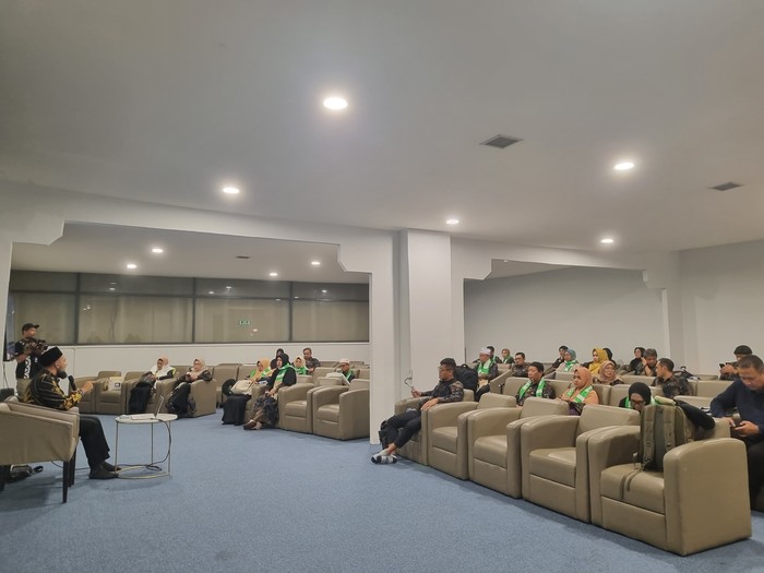 Pegadaian Berangkatkan 350 Jemaah Umrah Akbar, Ada Karyawan-Nasabah