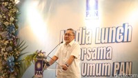 Selain itu Partai Aman Nasional (PAN) menyatakan kesiapannya menghadapi kontestasi Pilkada 2024 yang akan digelar November mendatang. Ketua Umum PAN, Zulkifli Hasan, menyebut bakal mengutamakan kadernya untuk maju pada kontestasi Pilkada 2024 mendatang.