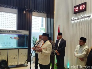 PKS Hormati Putusan MK: Selamat Bertugas Prabowo dan Gibran