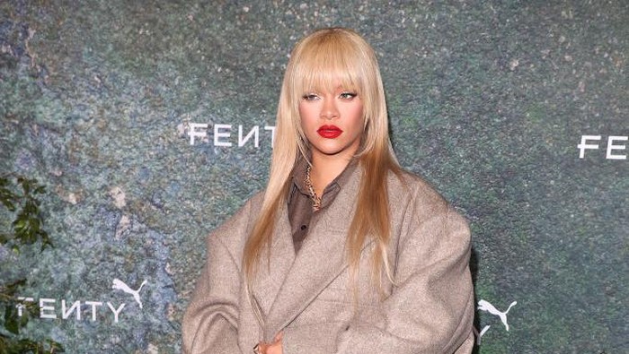 LONDON, ENGLAND - APRIL 17: Rihanna attends the FENTY x PUMA Creeper Phatty Earth Tone Launch Party at Tobacco Dock on April 17, 2024 in London, England. (Photo by Neil Mockford/WireImage) (Photo by Neil Mockford/WireImage)