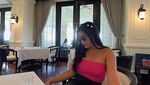 Gaya Rosa Anderson, Istri Codeblu saat Kulineran di Restoran Bintang 5
