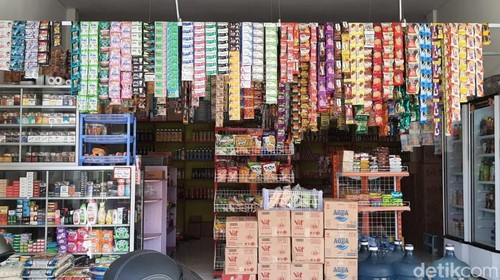 Salah satu warung Madura di Klungkung, Bali, Selasa (23/4/2024).  (I Putu Budikrista Artawan/detikBali)