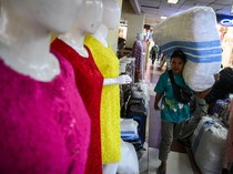 Pasar Tanah Abang Buka Lagi Usai Ditutup Sementara, Begini Suasananya