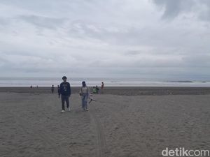 Tenggelam di Pantai Pangandaran, Rifki Ditemukan Tewas