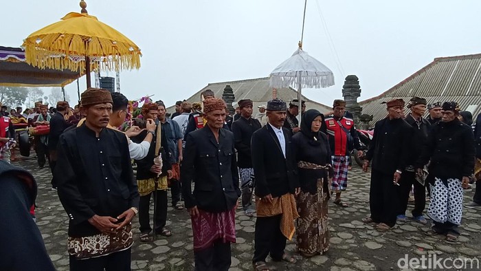 Upacara Adat Unan-Unan di Desa Tertua Suku Tengger Probolinggo.