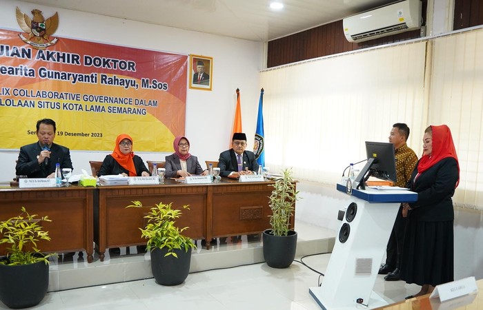 Wali Kota Semarang (Walkot Semarang) Hevearita Gunaryanti berhasil menyelesaikan studi S3 program Doktor Administrasi Publik di Fakultas Ilmu Sosial dan Ilmu Politik di Universitas Diponegoro (Undip) Semarang.