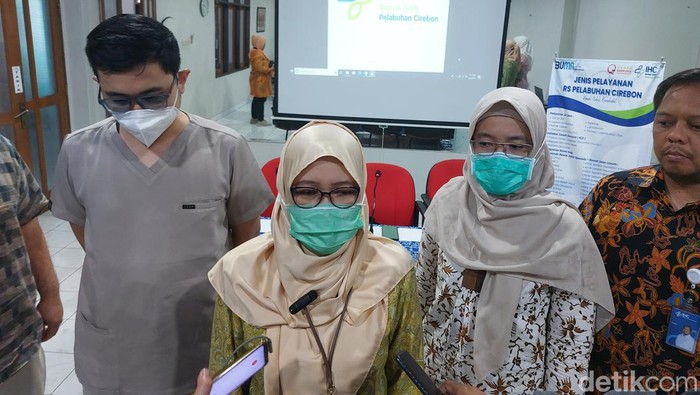 Direktur Rumah Sakit Pelabuhan Cirebon, dr Nurjaty