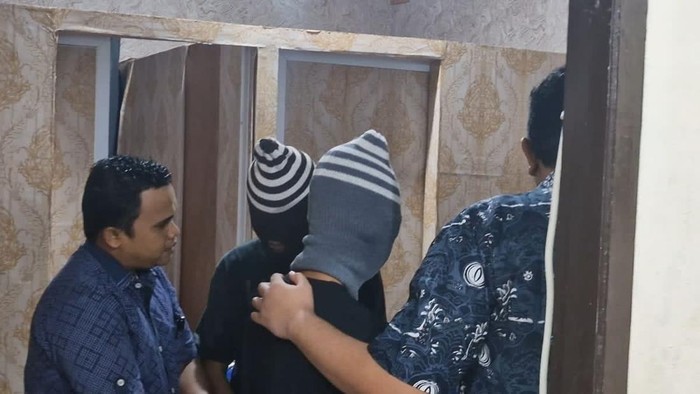 Dua terdakwa pembunuh santri di Airul Harahap menjalani persidangan di PN Tebo.