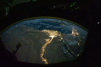 Foto satelit malam hari