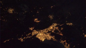 Kota Los Angeles Foto: NASA & ISS via @timecaptales