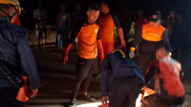 jenazah penambang pasir ditemukan