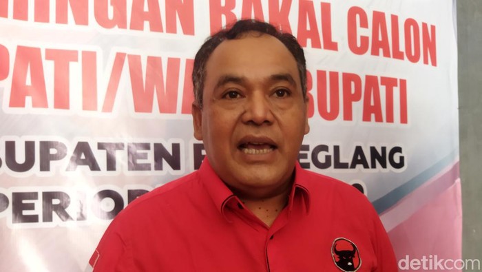 Ketua Bappilu DPC PDIP Pandeglang Deden Hertandi (Aris R/detikcom)