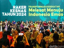 Konser Motivasional ROE Bakar Semangat Peserta Rakerkesnas 2024