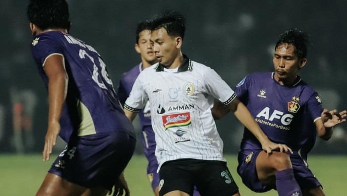 Laga Persik Kediri vs PSS Sleman, Rabu (24/4/2024).