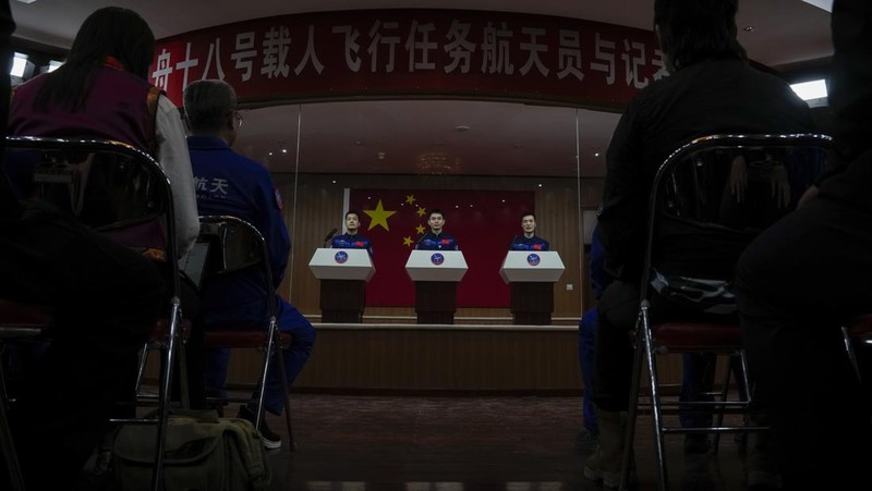 Lagi, China Kembali Kirimkan 3 Astronautnya ke Luar Angkasa