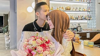 Larissa Chou Gugat Cerai Ikram Rosadi