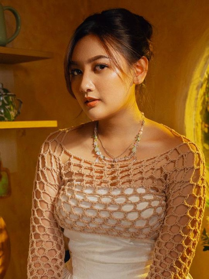 Meiska Adinda Meiska Adinda