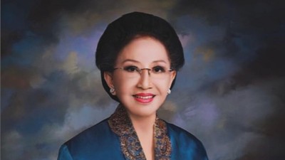 8 Potret Mooryati Soedibyo yang Tetap Bugar di Usia 90-an, Rajin Minum Jamu