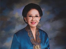 8 Potret Mooryati Soedibyo yang Tetap Bugar di Usia 90-an, Rajin Minum Jamu