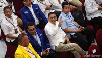 Fadli Zon terlihat lebih bugar setelah turun berat badan. Hal itu terlihat dalam acara penetapan Presiden dan Wapres terpilih di Gedung KPU, Jakarta, Rabu (23/4/2024).