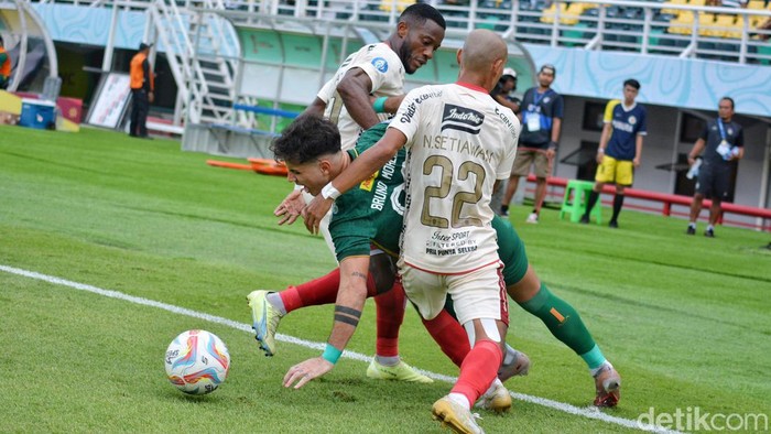 Persebaya Surabaya kalah lawan Bali United 0-2