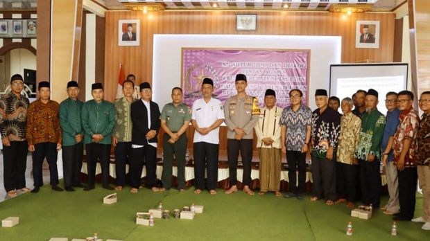 Polisi dan TNI Magetan blusukan ke ponpes