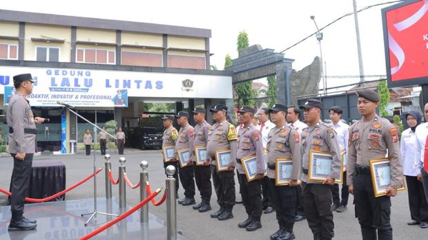 polres lamongan