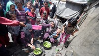Selain jumlah pengungsi yang terus bertambah, korban tewas akibat serangan Israel di Gaza kini telah lebih dari 34.000 orang.  