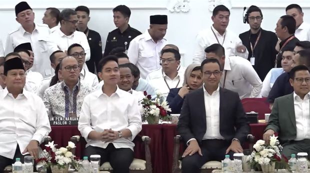 Prabowo-Gibran & Anies-Muhaimin. (Tangkapan Layar Youtube)