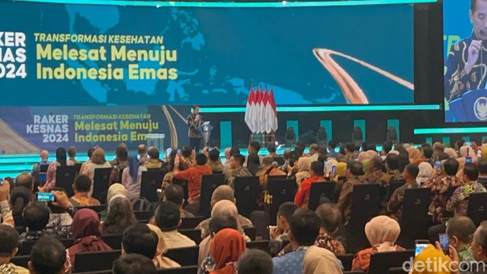 Jokowi Hadiri Raker Kesehatan Nasional 2024 di Tangsel