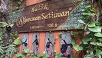 Rehat Sejenak di Kampung Batik Kauman Solo yang Tenang