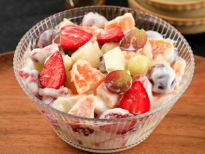 Resep Selada Buah Tanpa Mayo yang Segar untuk Menu Diet