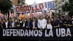 Ribuan Orang di Argentina Demo Menentang Pemotongan Anggaran Universitas