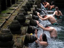 8 Tempat Melukat di Bali, Serta Mengenal Tradisi dan Jenisnya