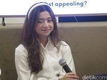 Trik Rizkina Nazar Atasi Jerawat On-Off