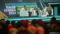 Menteri Kesehatan Budi Gunadi Sadikin dan Wakil Ketua Komisi IX DPR RI Emanuel Melkiades Laka Lena menjadi pembicara talkshow dalam Rakerkesnas 2024 yang digelar di International Convention Exhibition (ICE) Bumi Serpong Damai (BSD), Tangerang Selatan, Banten, Rabu (24/4/2024).
