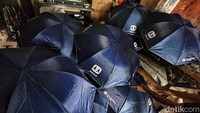 Sektor ini telah menyumbang 61% PDB nasional dengan menyerap tenaga kerja sebesar 97%. Oleh karena itu, seluruh pemangku kepentingan, baik swasta maupun pemerintah, perlu mempererat kerja sama agar peran UMKM semakin optimal untuk mendukung peran penting dari UMKM.  