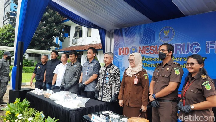 BNN Bongkar Sindikat Peredaran 1,2 Kg Ekstasi Dikendalikan Napi Cipinang