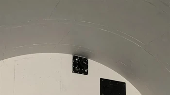 Setiap bunker memiliki lantai beton dan pintu anti ledakan baja, yang berfungsi sebagai penutup untuk menghentikan perembesan air, udara atau gas; poros ventilasi udara dan pembuangan, dan pintu keluar darurat sekunder. Bunker ini memiliki lantai, sambungan air, dan katup penyaringan/ledakan udara Foto: Boredpanda