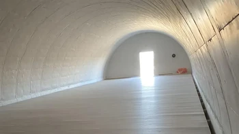 Setiap bunker bisa menahan sepuluh gempa bumi berturut-turut , bertahan pada suhu hingga 676°C, tahan terhadap angin berkecepatan 450 mph, dan melindungi penghuninya dari dampak pergeseran kutub magnet. Foto: Boredpanda