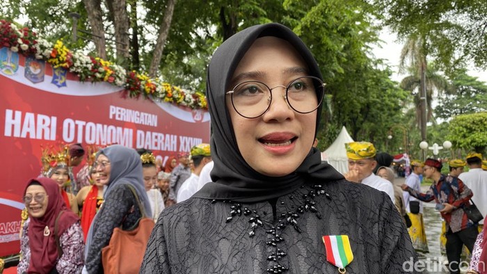 Bupati Ipuk usai acara Hari Otda 2024 di Surabaya.