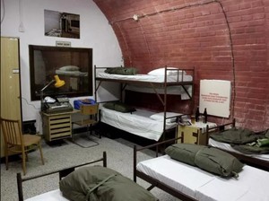 Eks Bunker Komunis Disulap Jadi Penginapan, Tertarik Jajal?