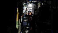 Dilansir dari AFP, Rabu (24/4/2024), temperatur cuaca di provinsi Cavite, selatan Manila, Filipina bisa mencapai 47 derajat celsius.  